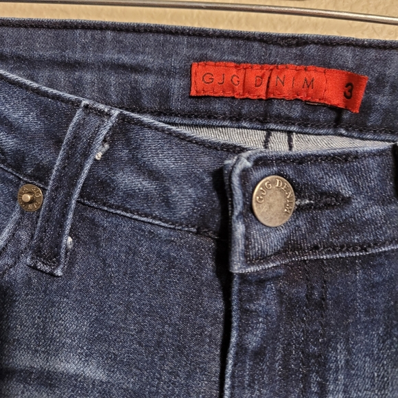 GJG Denim Distressed Jeans - Picture 4 of 16